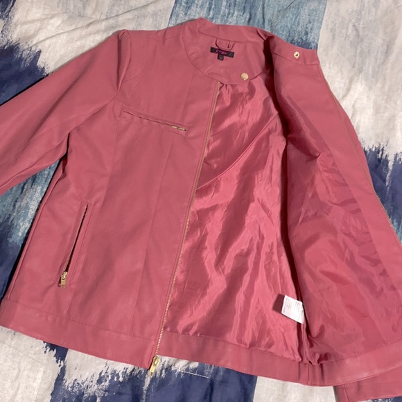 Leather jacket - Picture 4 of 5